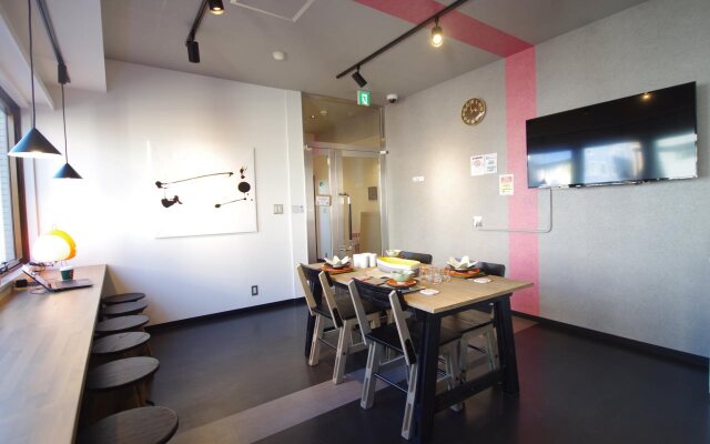 Oak Hotel Edo - Hostel
