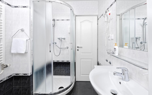 Hotel Aura Design & Garden Pool