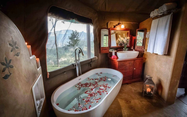 Madulkelle Tea and Eco Lodge