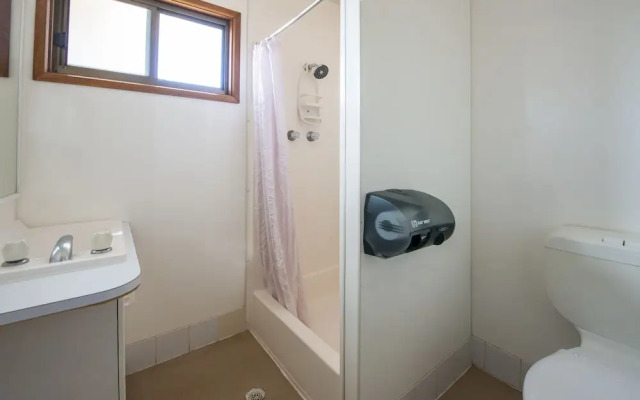 BIG4 Adelaide Shores Caravan Park