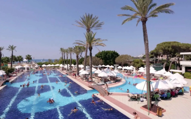 Limak Atlantis De Luxe Hotel & Resort