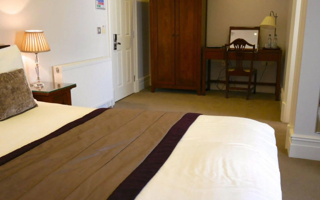 Redstone Guest House
