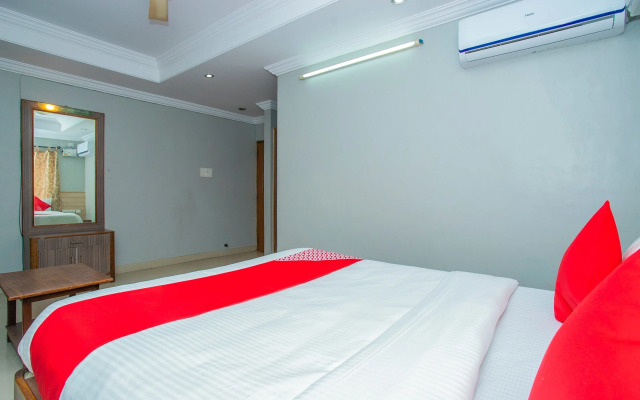 White Fort Lodge by OYO Rooms