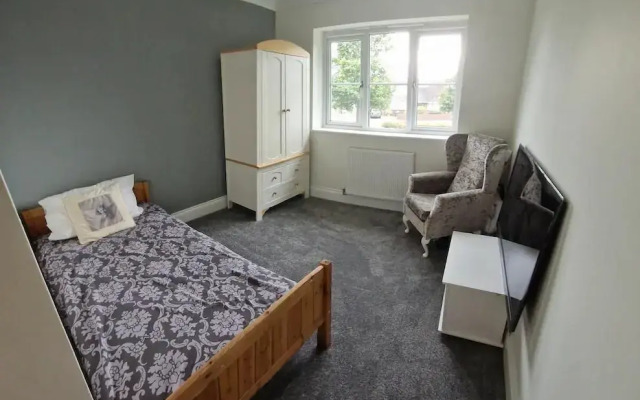 5-bedroom Family Holiday Home Sleeps 7 Garden Parking Pet Friendly North Wales