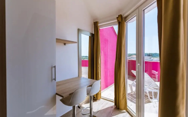 Hostel Zrce - Adults Only