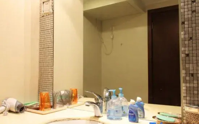 Typhoon Shelter Theme Apartment Hotel