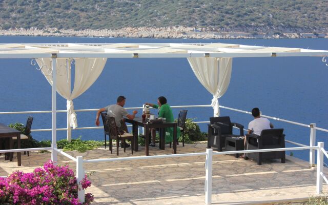 Korsan Ada Hotel