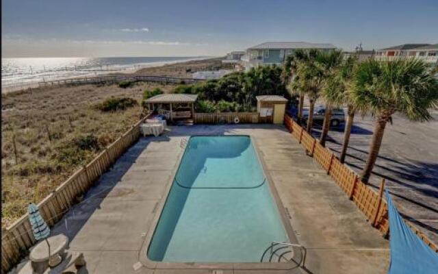 Oceaneer Motel