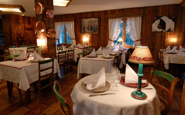 Hôtel Restaurant La Croix Jean Claude