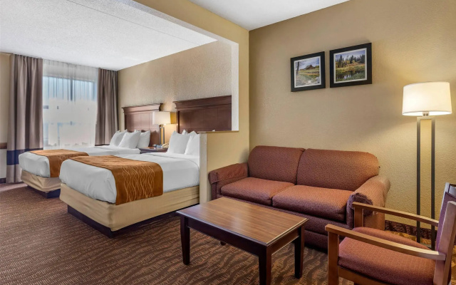 Comfort Inn & Suites Branson Meadows