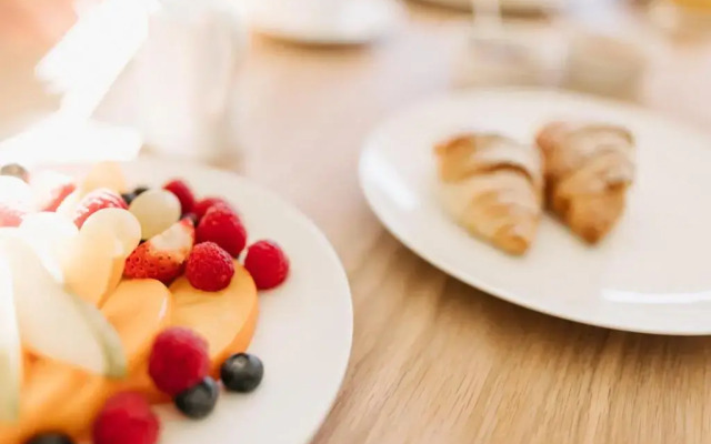 Lacumontes Lake View Apartments