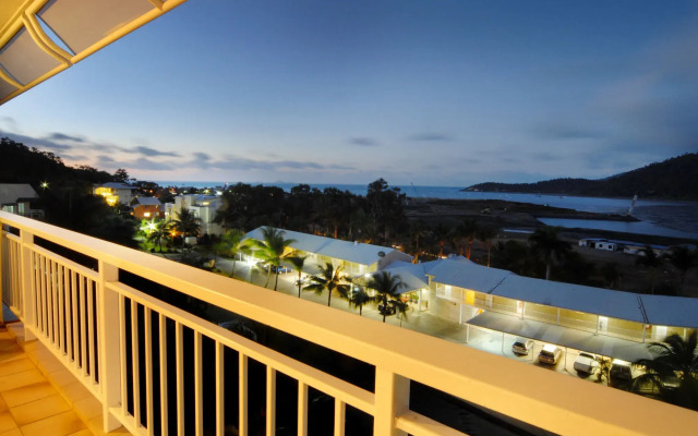 Coral Sea Vista Apartments