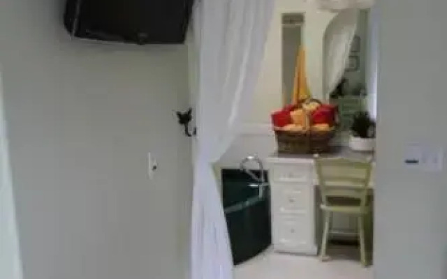 Sunshine and Wine Loft