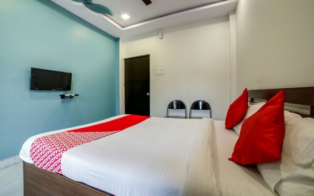 Oyo 23706 Super Deluxe Guest House