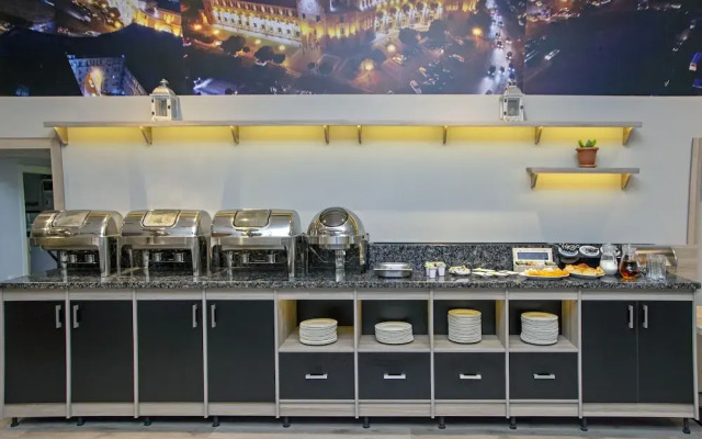 Republic Square Boutique Hotel