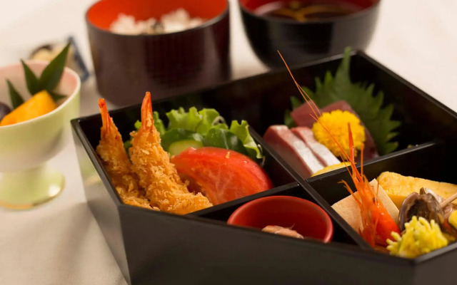 City Hotel Airport in Prince