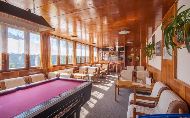 Horský Hotel Flora