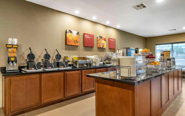 Comfort Suites San Antonio North - Stone Oak