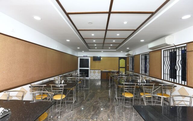 OYO Rooms 017 Kombakkam Pondicherry