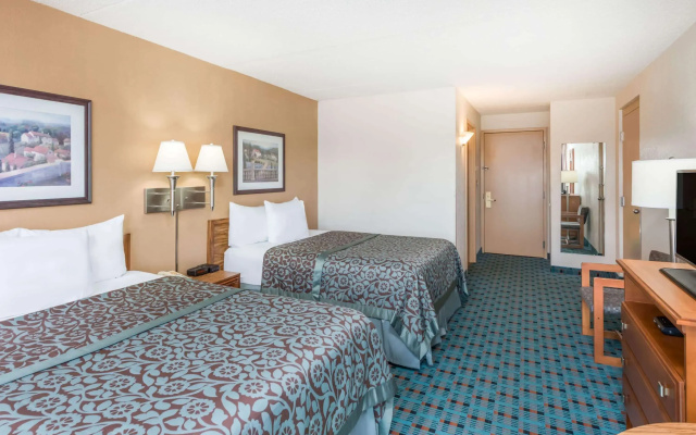 Days Inn by Wyndham Kirksville