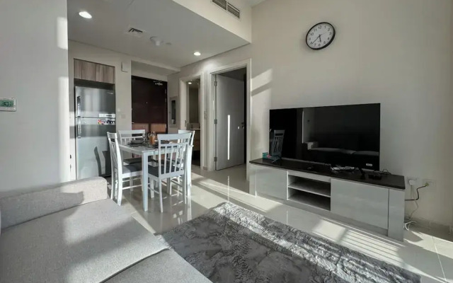 Modern 1 BR Golf Vita Damac Hills 1