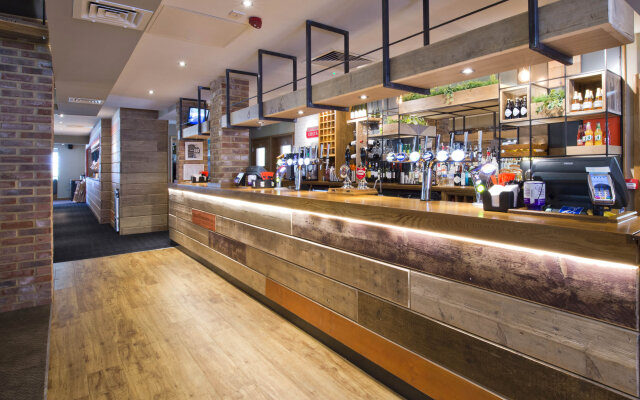 Premier Inn Farnham