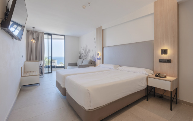 MYND Adeje Hotel