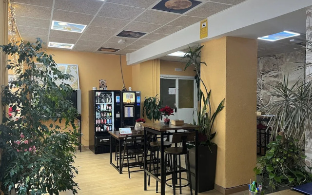 Debod Hostel