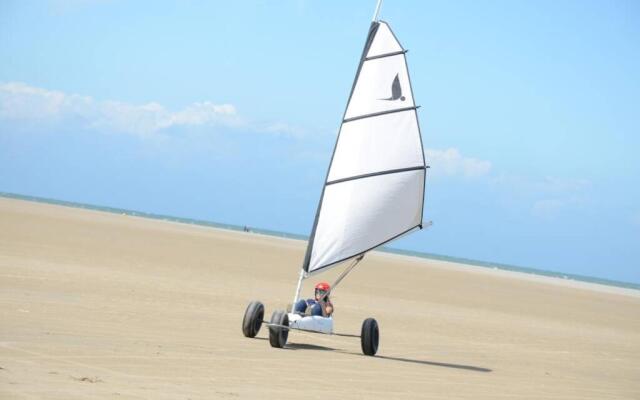 Au coeur des remparts, residence du château*