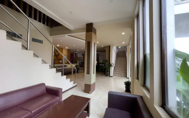 Spencer Green Hotel