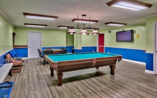 Regency Towers Beach Resort by Panhandle Getaways