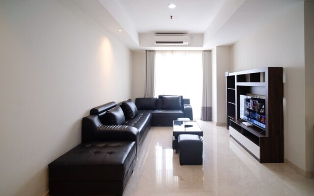 Homey 3Br With Private Lift At Grand Sungkono Lagoon Apartment