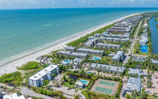 Pelicans Roost 306 2 Bedroom Condo