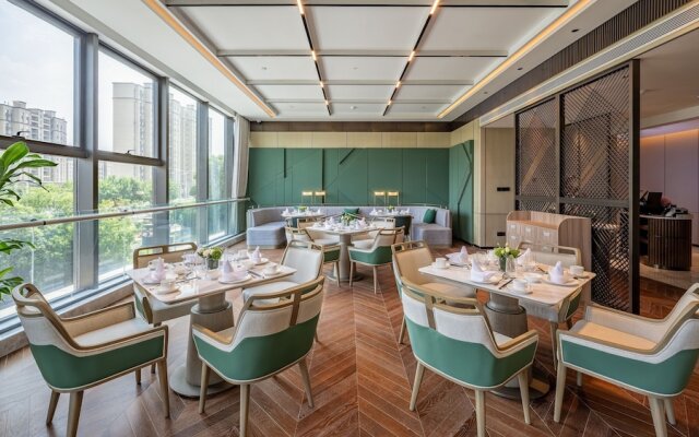 Holiday InnXian East by IHG