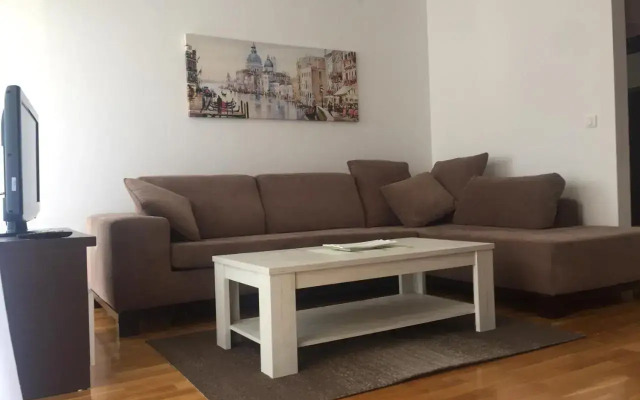 City & Sea Apartments