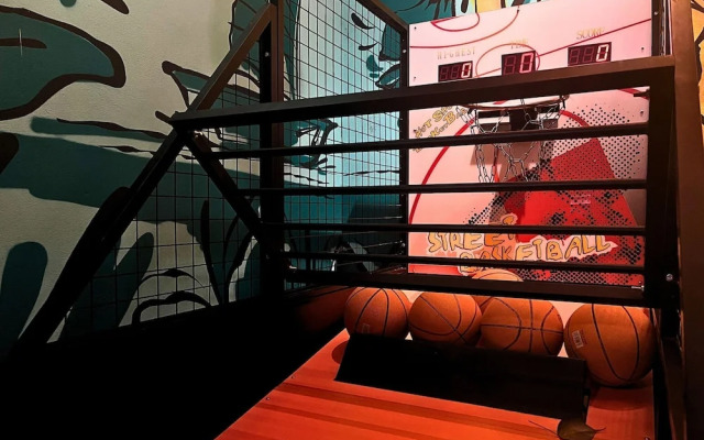 Mad Monkey Hanoi - Hostel