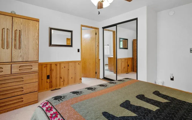 Little Bear Lodge