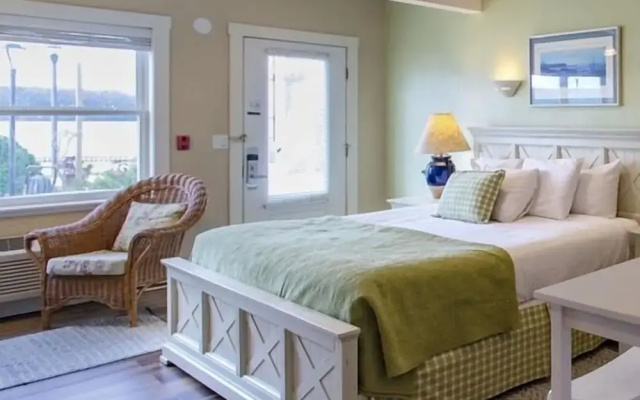 Edgewater Resort
