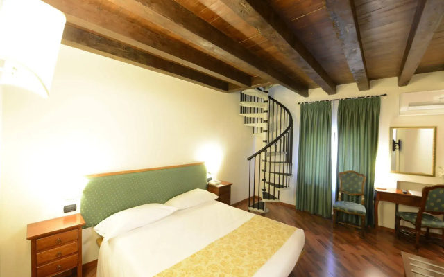 Hotel Villa Cariola