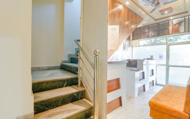 Fabexpress Royal Villas