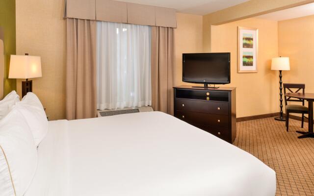 Holiday Inn Express Sacramento Airport Woodland by IHG