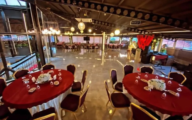 Usak Yucel Hotel