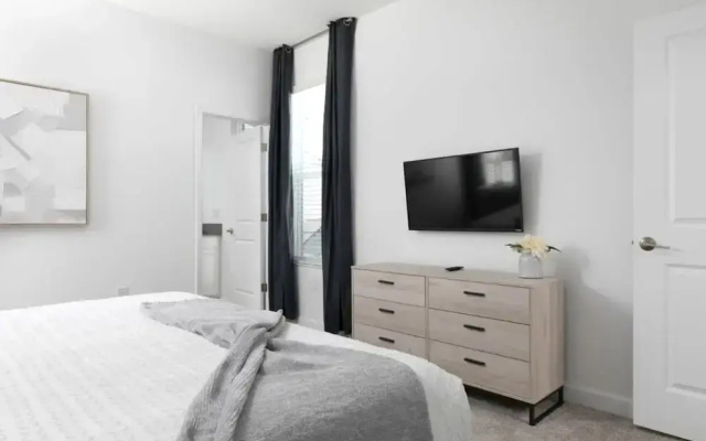 Chic Spacious Best Vacation Home