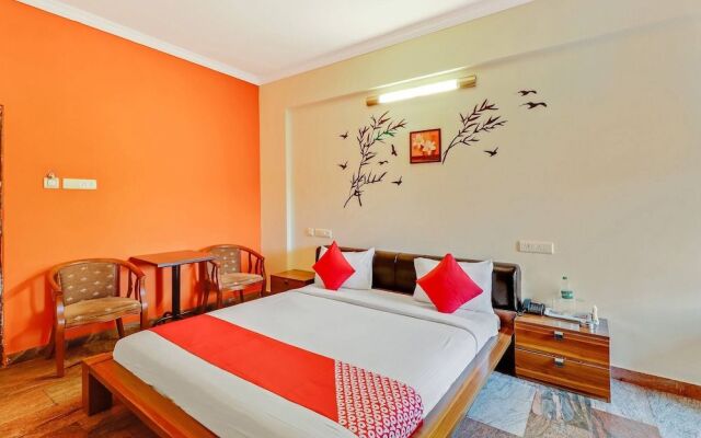 OYO 451 Goyal Residency