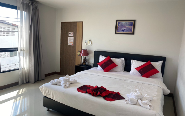 Noble Tarntong Boutique Hotel