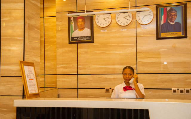 Entrust Hotel and Suites