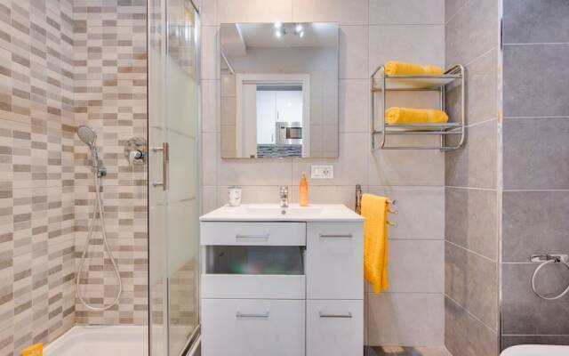 733. Wonderful Studio in las Américas! Wi Fi Free!