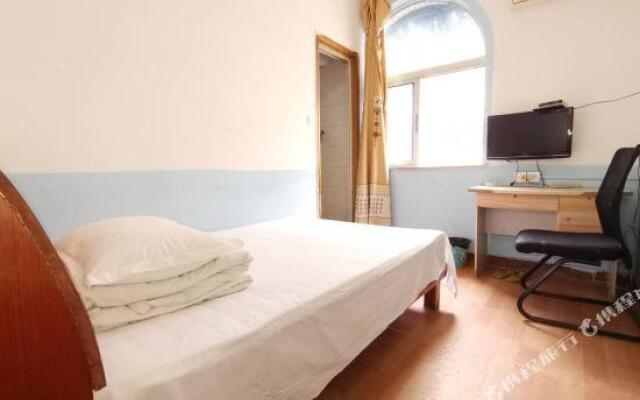 Xinluyang Hotel
