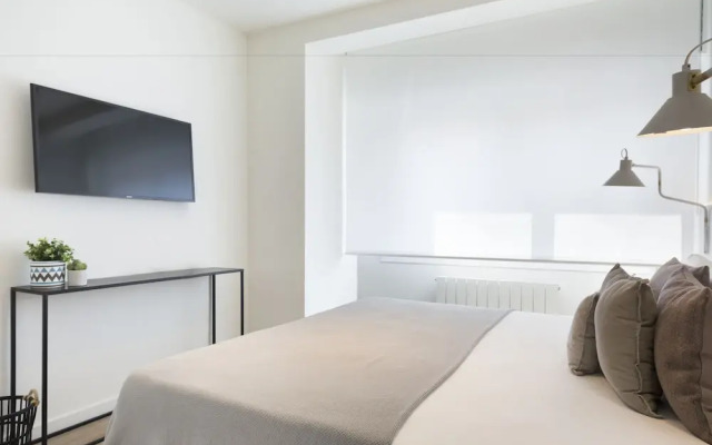 Sitges Group Calm Beach