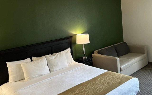 Boarders Inn & Suites by Cobblestone Hotels - Munising